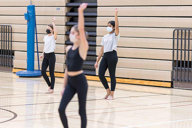 New program introduces sixth grade athletes to the growing Edina dance community.