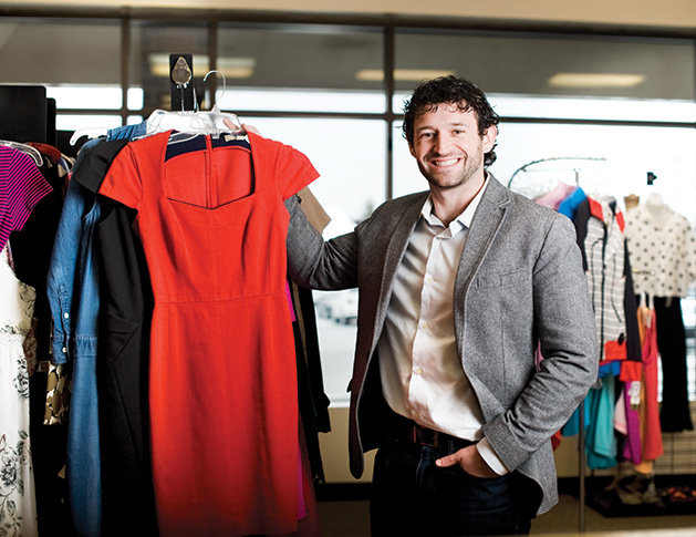 How Clothes Mentor Edina is Using Social Media to Grow Its Business