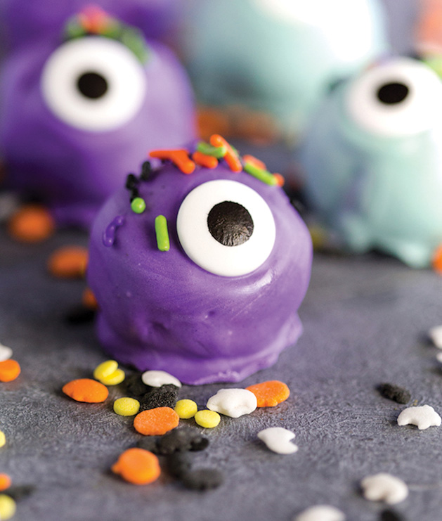 Monster Eye Oreo Truffles, a Halloween treat made by Taylor Ellingson of Greens n Chocolate.