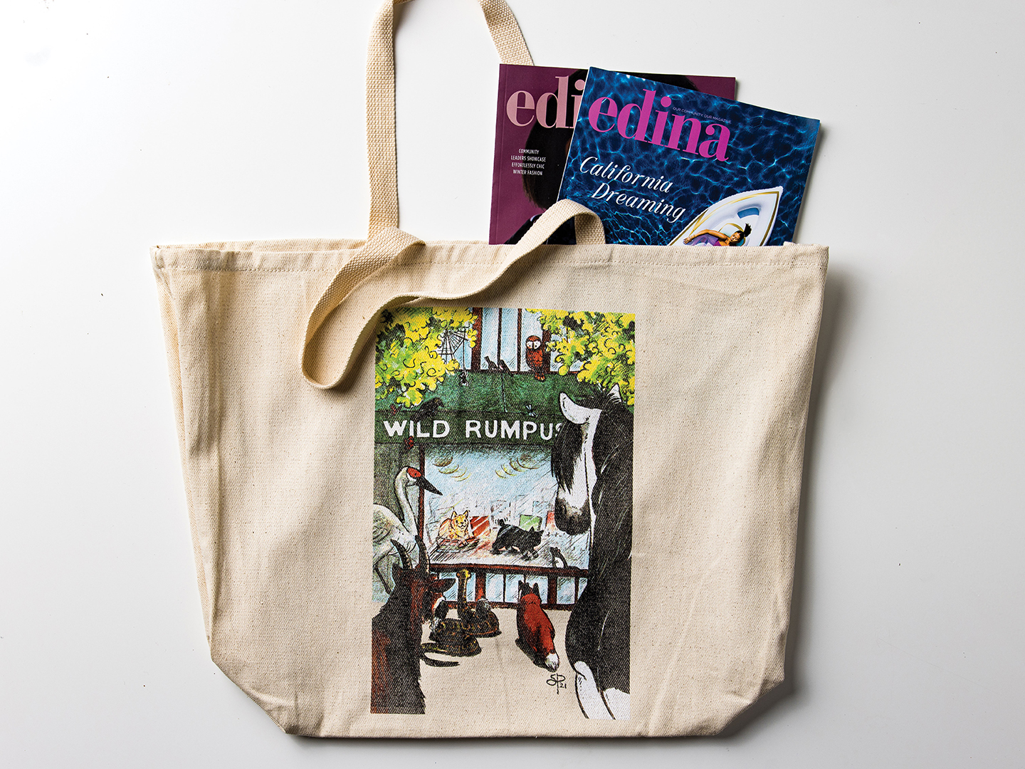 Wild Rumpus totes have an extra incentive. Show this bag at the bookshop’s till to receive a discount on your purchase. wildrumpusbooks.com