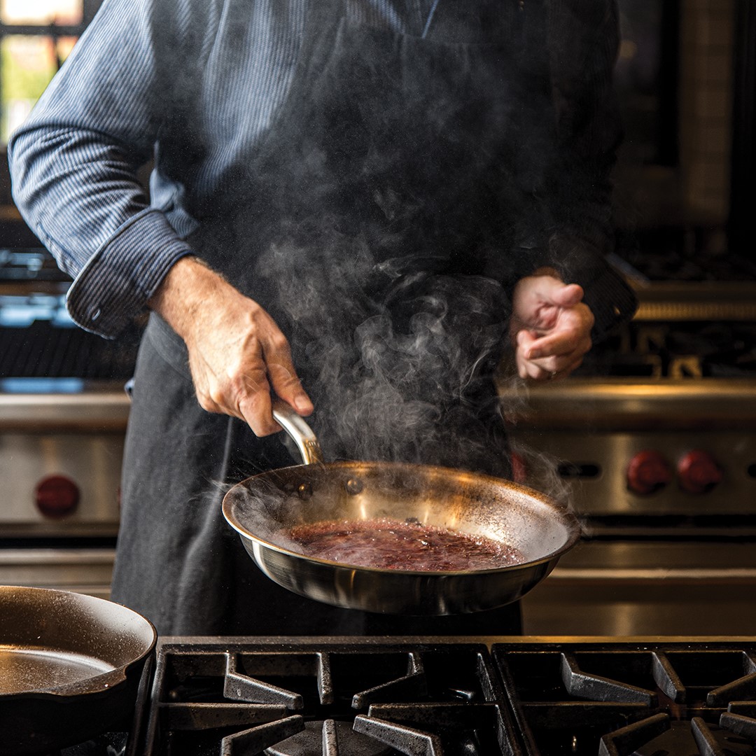 Cooks Bellecour Pan Demonstration