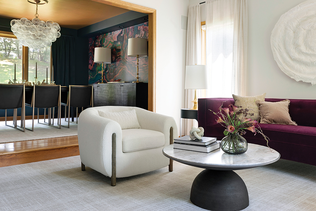 River Bluff home living room.