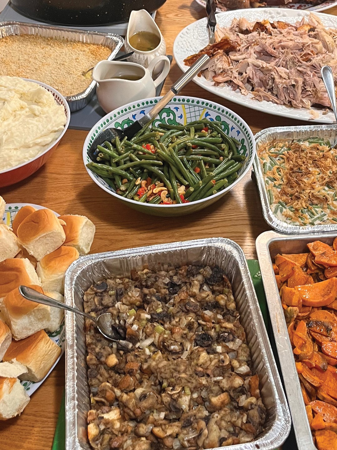 Food, friendship and gratitude come together every November when 28 French interns prepare a full Thanksgiving meal at Anne Jennen’s Edina home. Community volunteers help the interns in cooking the entire meal. It’s a way to share culture, stories and build camaraderie. The tradition started in the 2000s.
