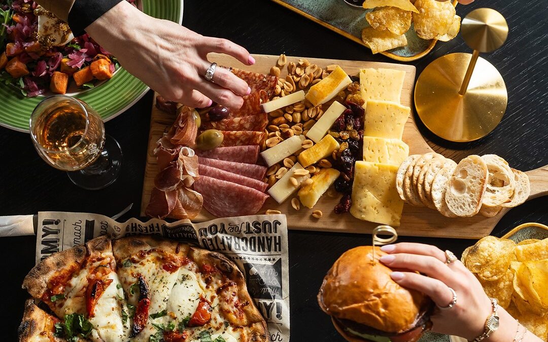 Bonfire & Barrel Celebrates the Start of Summer