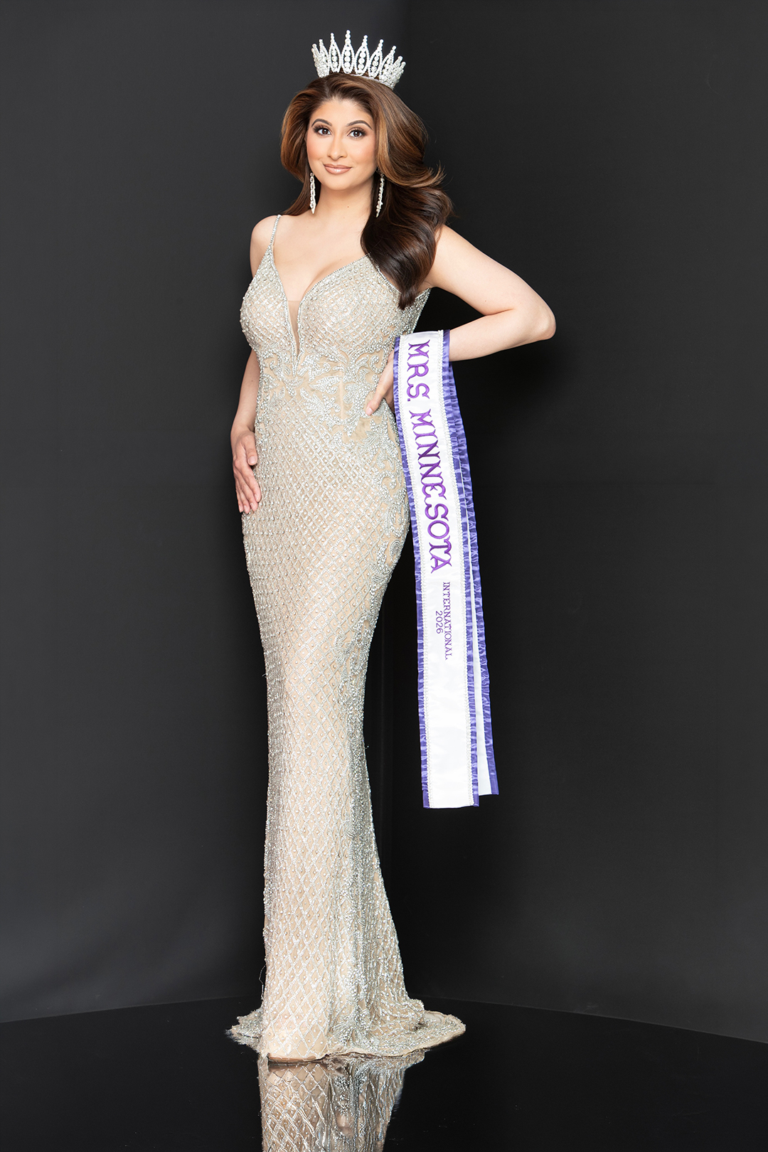 Mrs. Minnesota International Feroza Mehta with her sash and crown