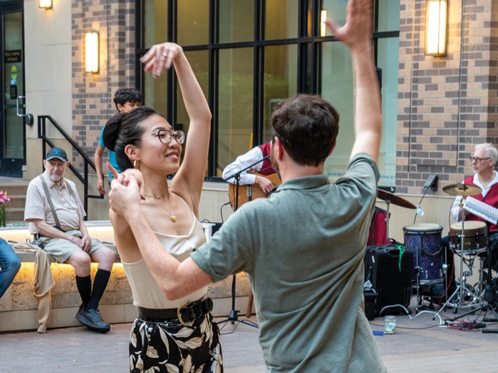 Dancing in the Plaza