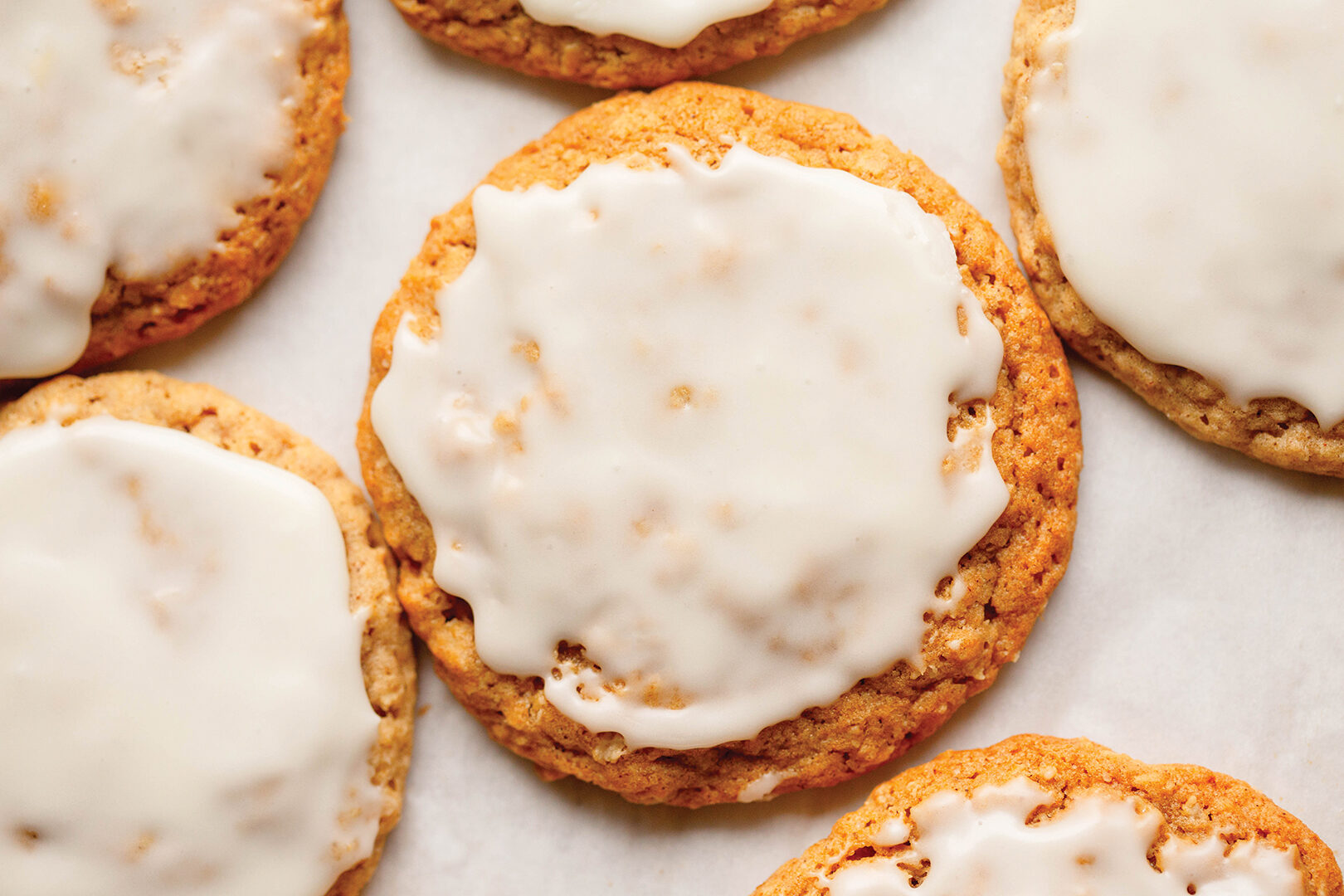 Iced Oatmeal Cookies